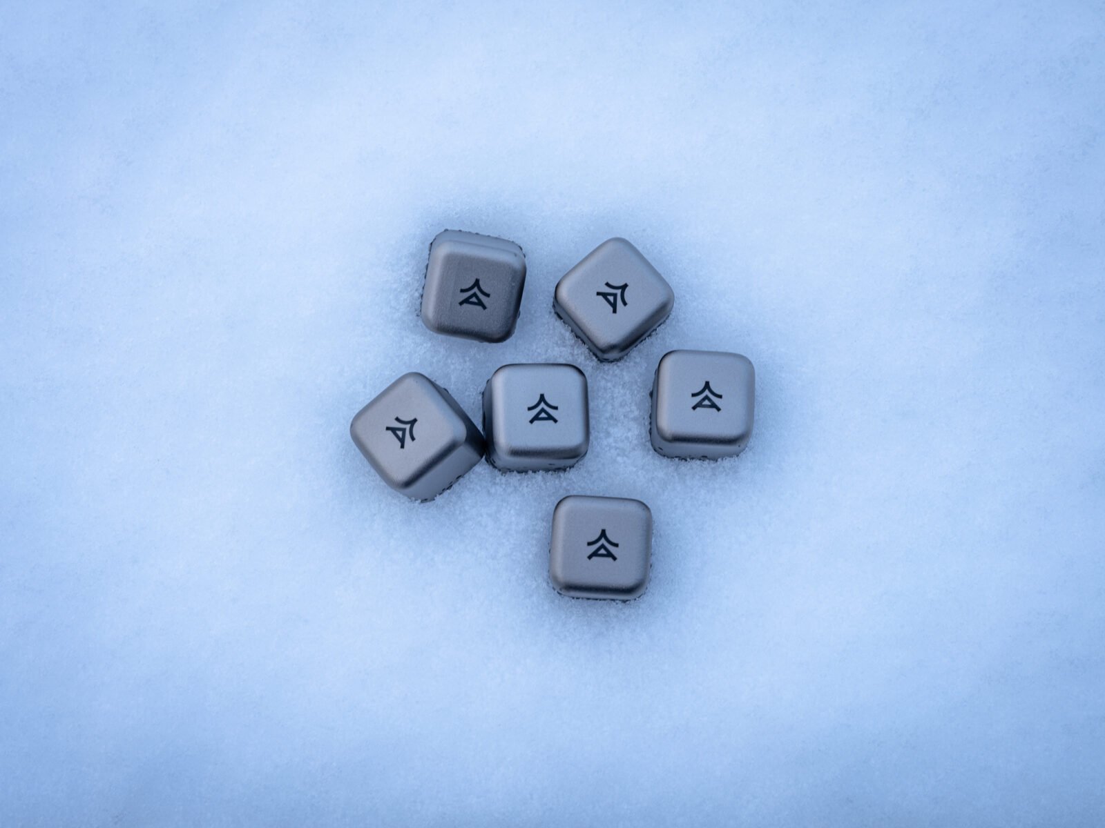 Ti cubes